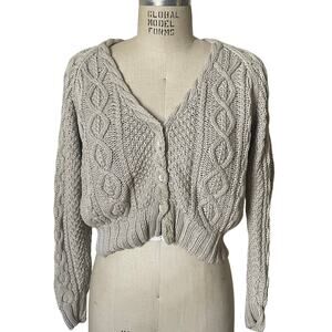 Jones New York Cropped Handknit Cardigan Sweater in Oatmeal Beige Size Medium